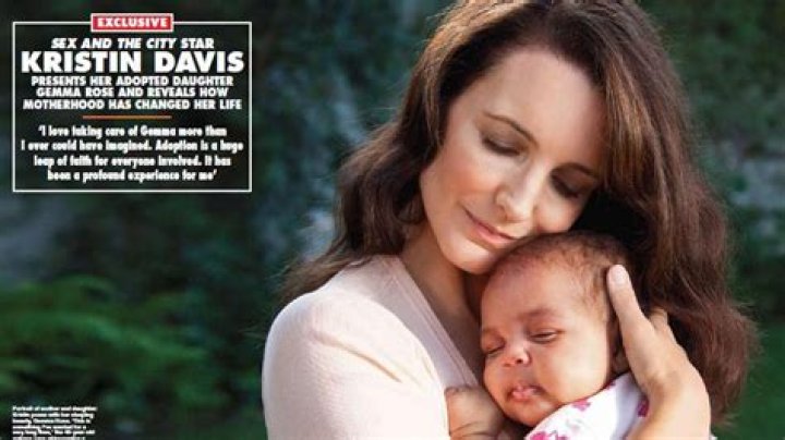 All About Kristin Davis' Marriage And Family Life