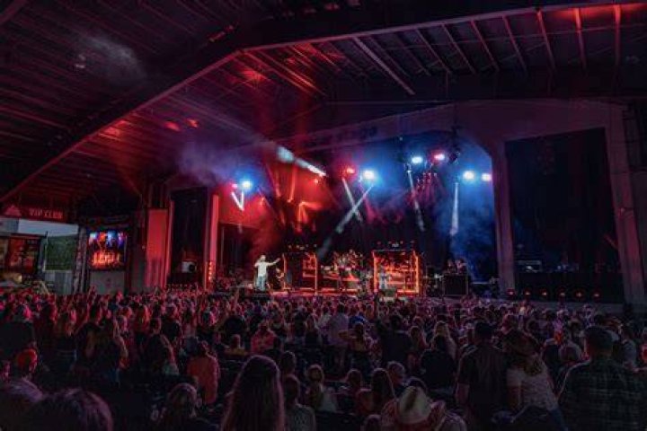 Bank of New Hampshire Pavilion Says Third-Party Foo Fighters Tickets are Invalid; Including StubHub |
