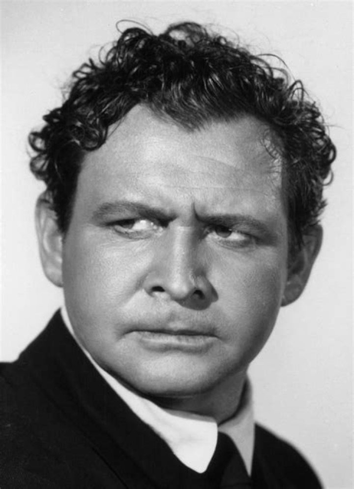 Barton Maclane |