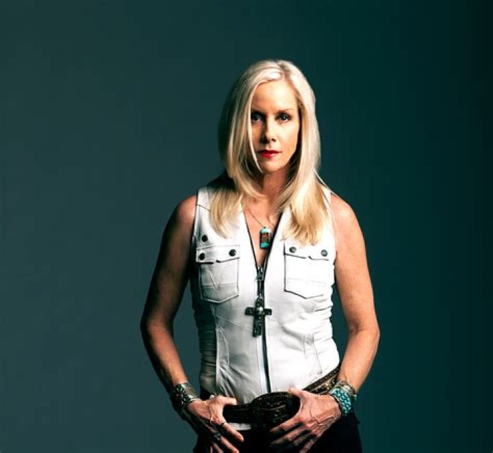 Cherie Currie ·