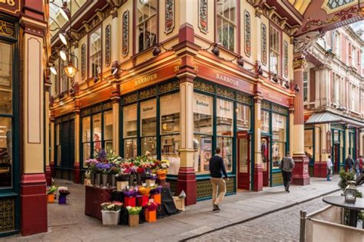 Discover The Allure Of Sycamore Bar + Flower Shops: A Sensory Symphony