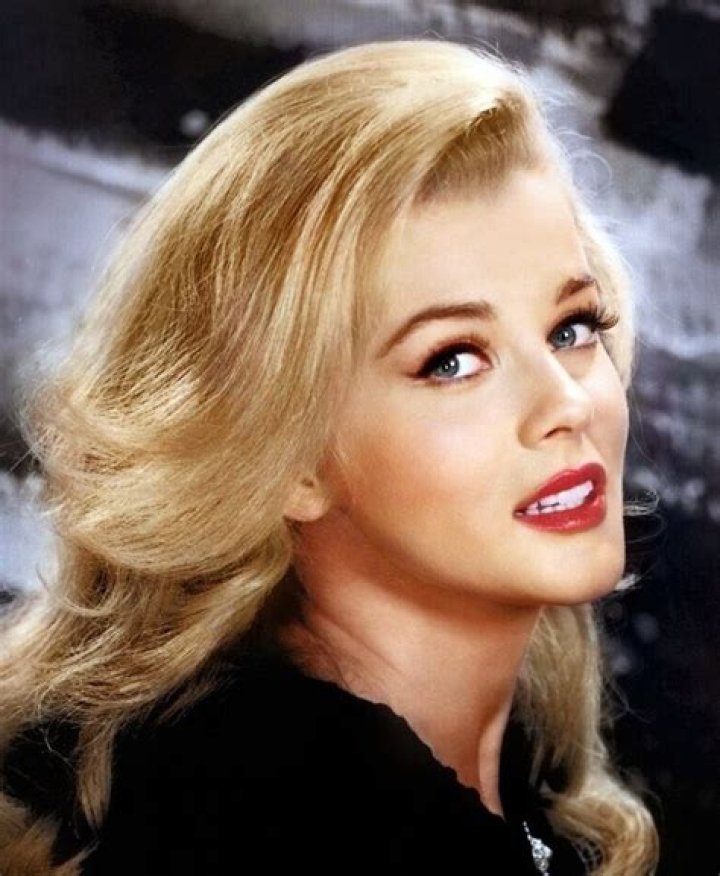 Dive Into The Enchanting World Of Famous Blonde Actresses