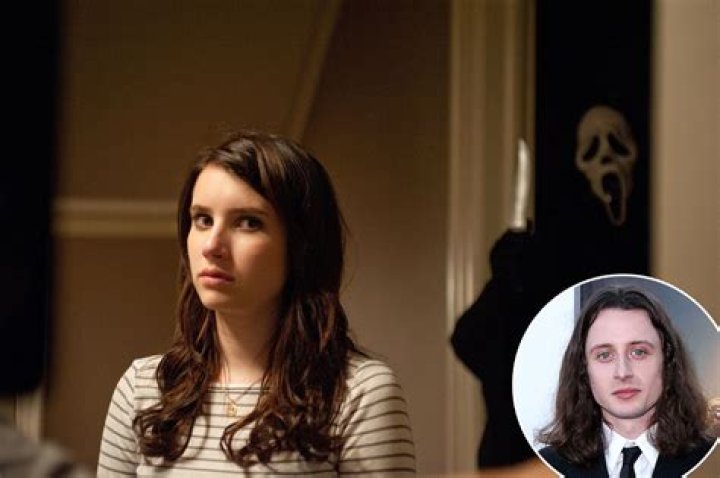 Every Star Who Was Revealed As Ghostface in Scream Franchise