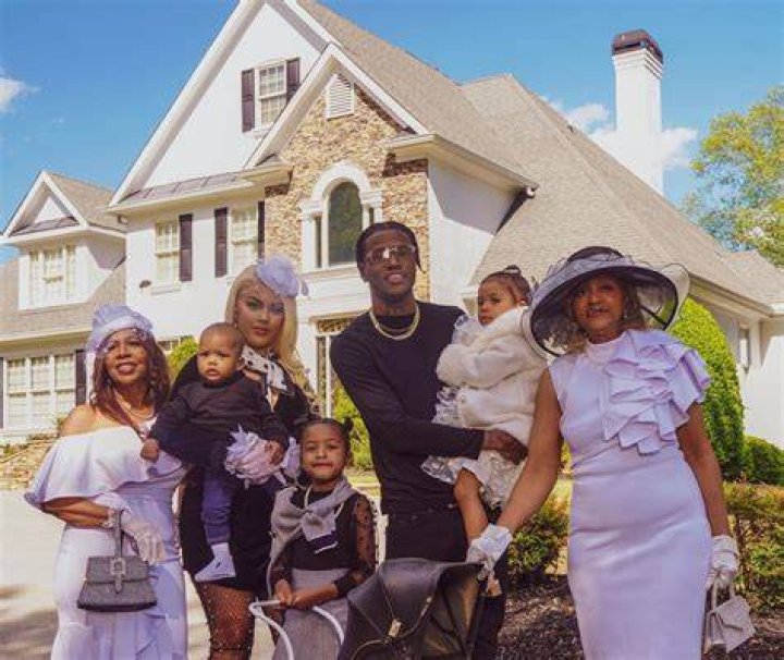 Get To Know Ms Jacky Oh Family: Father, Mother, Siblings!