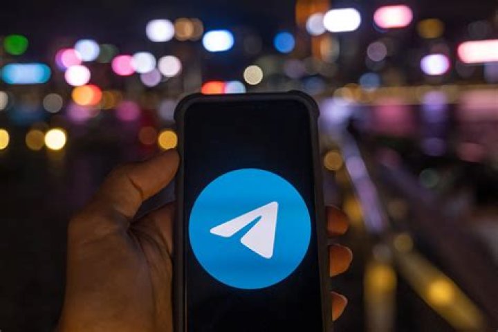 How To Save and View Older Messages in Kik ·