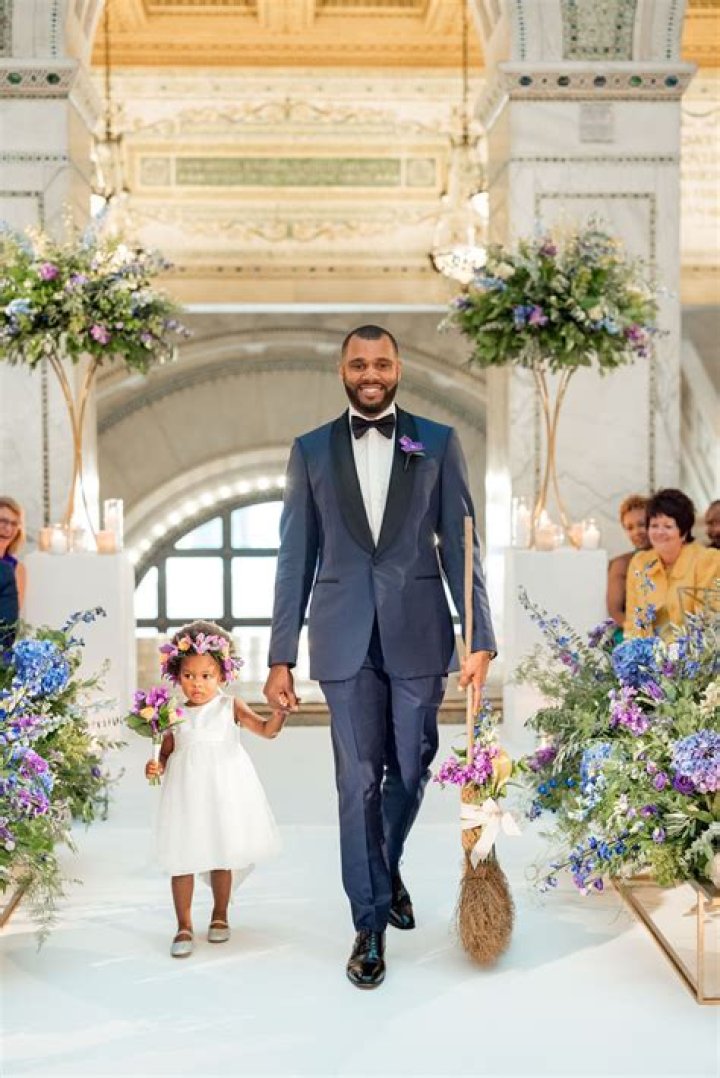 Inside Chris Canty Wife Melanie Renee And Net Worth 2022