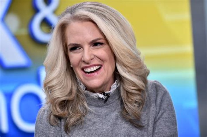 Janice Dean |