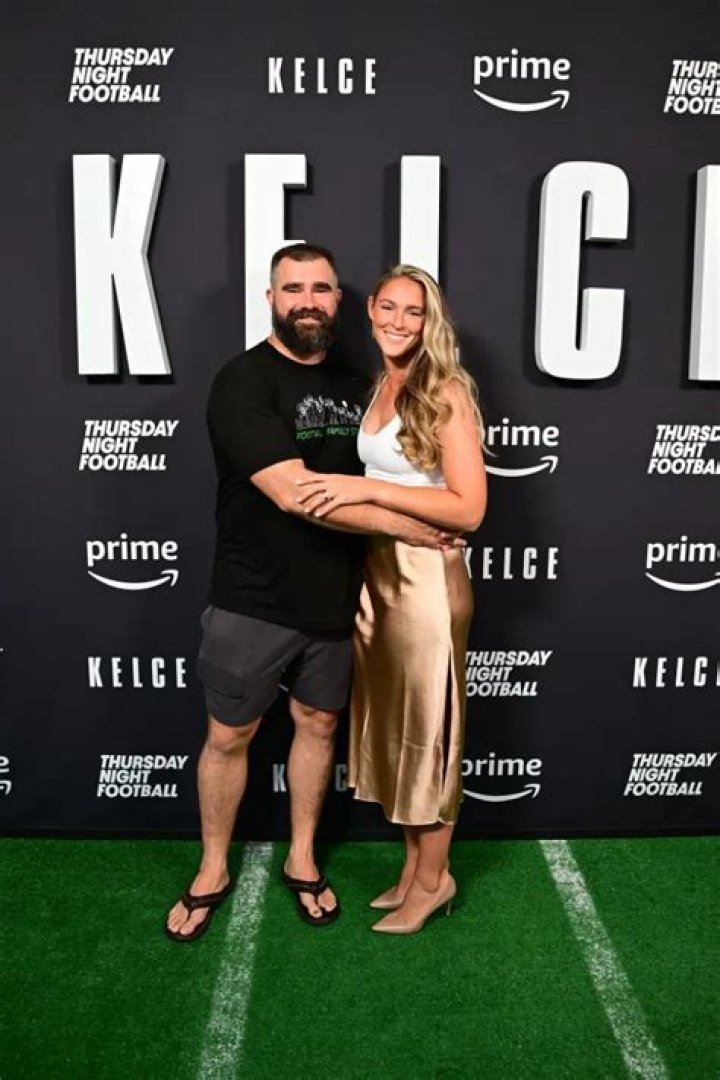 Jason Kelce Net Worth - VlogUp |
