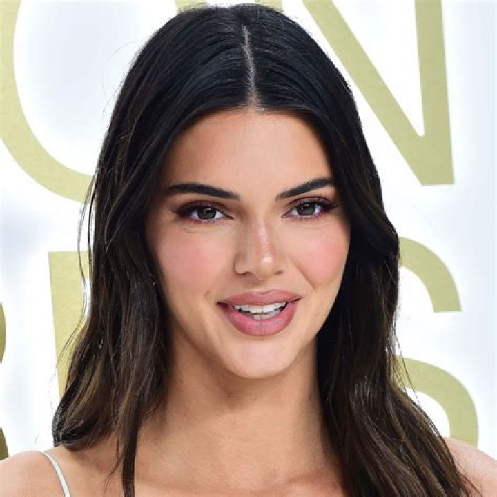 Kendall Jenner's bikini pic while drinking tequila has fans seriously concerned