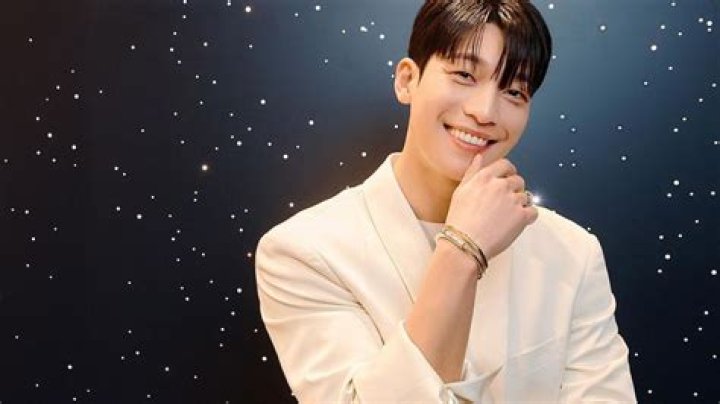 Ki-Joon Um Net Worth 2024 |