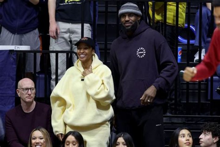 LeBron James Plans Weekend Party in South Beach!
