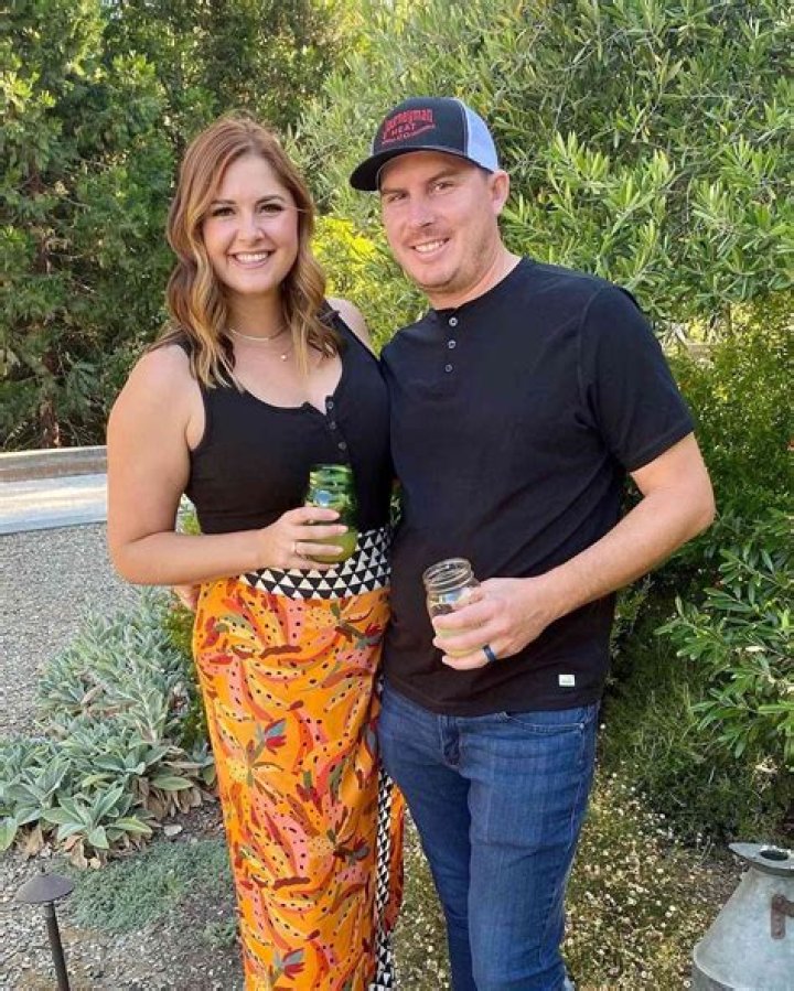 Lona Skutt Food Blogger, Celebrity Wife | Wiki, Age, Height, Net Worth, Relationship, Ethnicity,