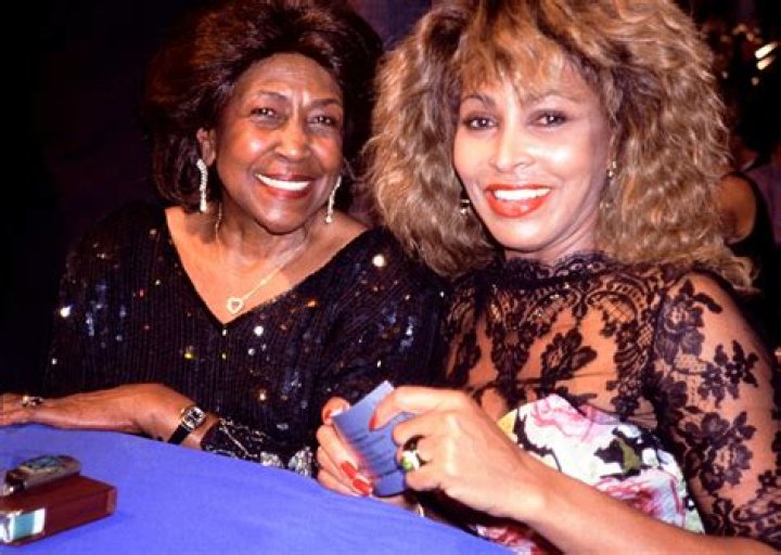 Lumis Albert Beyinc: What happened to Tina Knowles' father?