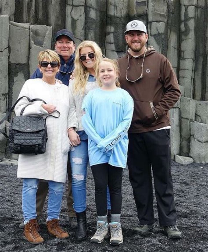 Madelaine Brockway Parents: Meet Bob And Mother, Paula Brockway