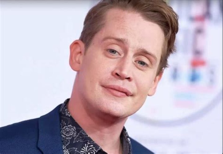 Matteo Lane Bio, Wiki, Age, Height, Brother, Husband, Tour, Special, Net Worth, Movies and TV Shows ·