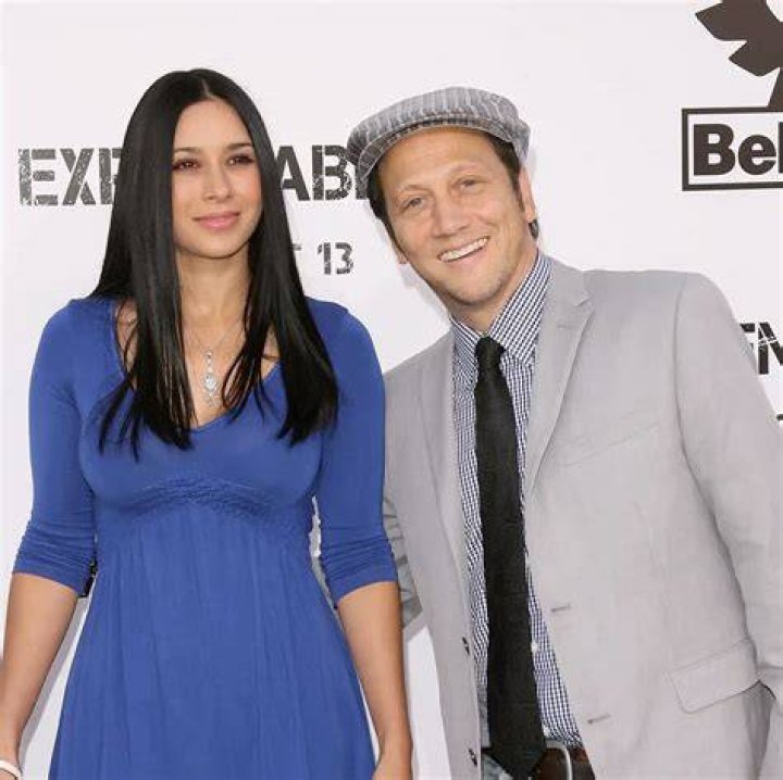 Rob Schneider’s Net Worth, Age, Height, Weight, Wife, Kids, Bio-Wiki