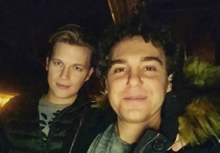 Ronan Farrow Jon Lovett Breakup Details Dating Timeline And Family Details ·