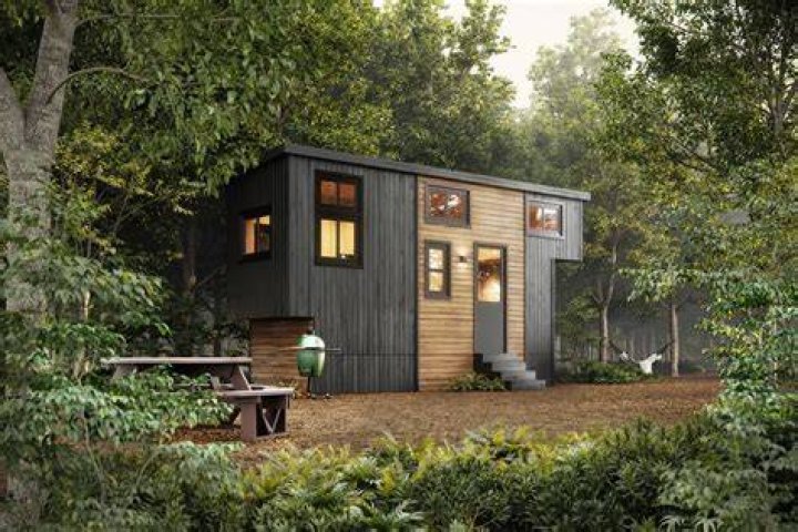 Tesla CEO's Tiny House in Texas Used As a Guest Home