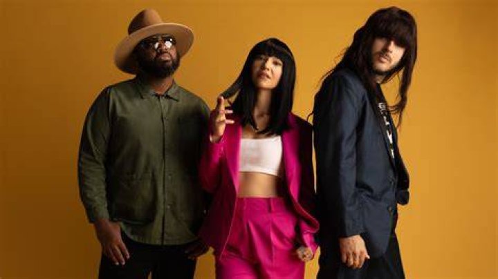The Enigmatic Charm Of Khruangbin Without Wig