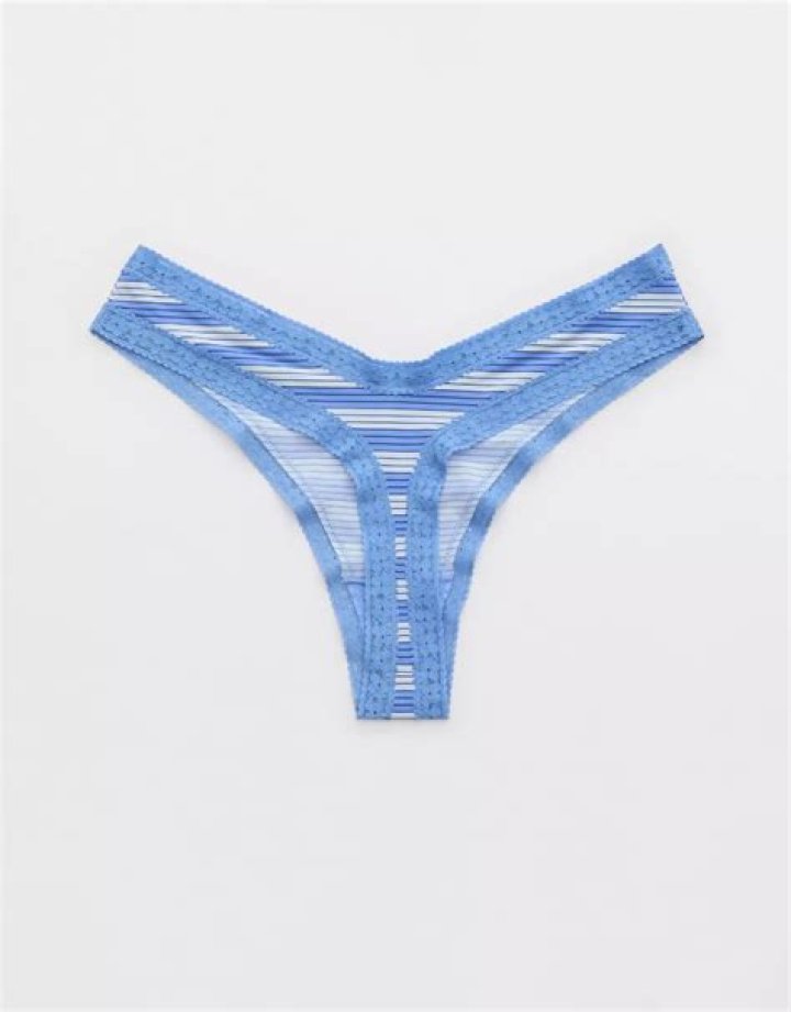 Thong-Flashing Scene Is 'Exactly What Happened' ·
