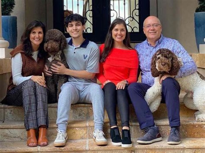 Uncover Isabell Afro's Family And Love Life