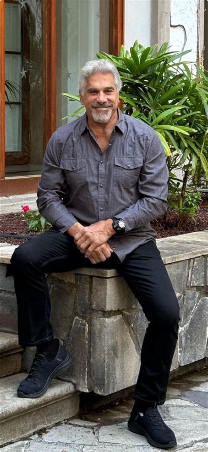 Unveiling The Enigmatic Height Of Lou Ferrigno: A Comprehensive Guide
