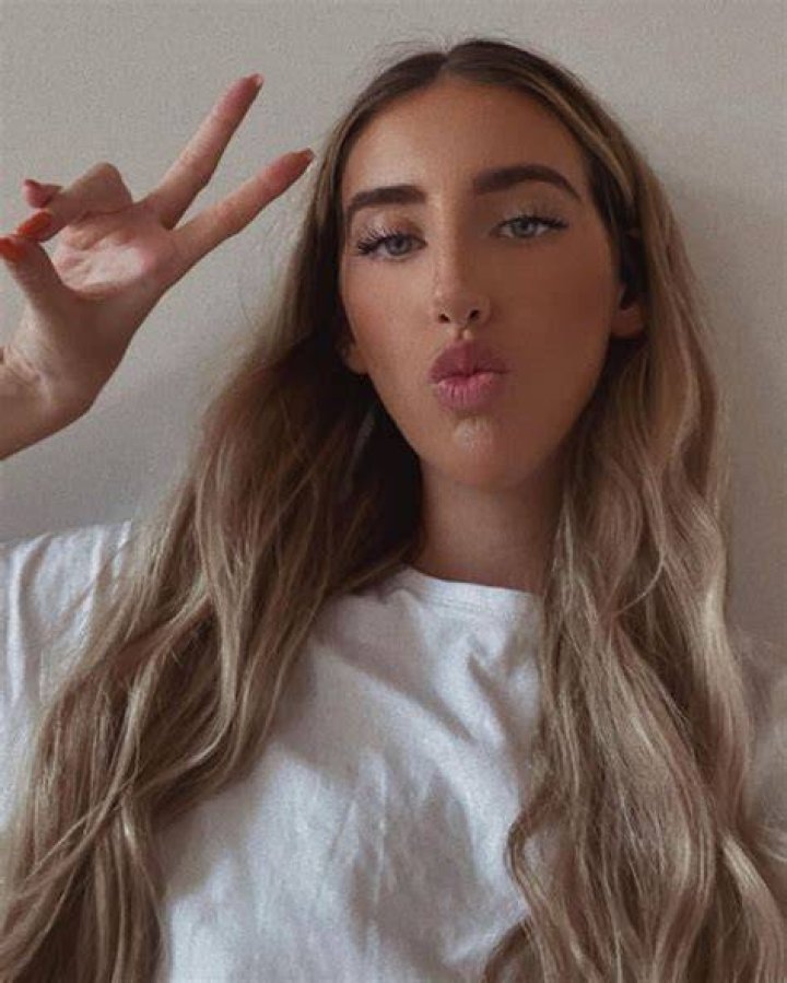 Vanessa Sierra's OnlyFans Leaks Exposed