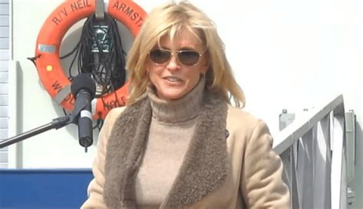 Who is Carol Held Knight Neil Armstrongs Wife and Where is She Now? |