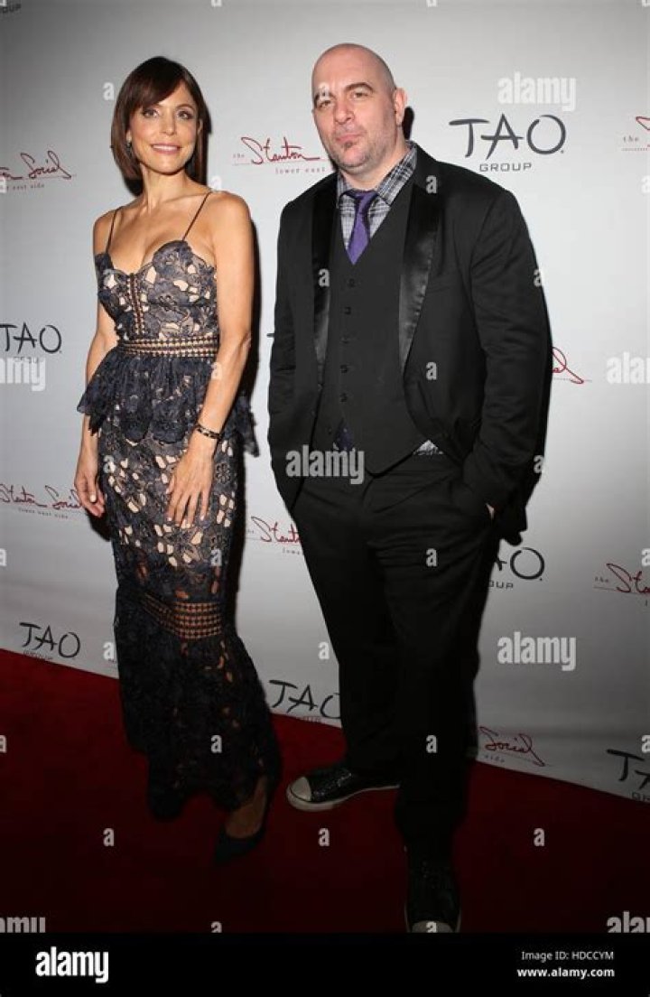 Who Is Chris Santos Wife, Taryn Santos? Explore His Married Life |