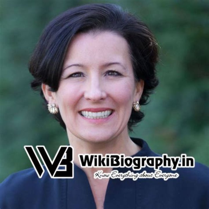 Wiki, Bio, Age, Education, Career, Parents, Awards