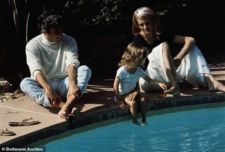 ZoomDash | Burt Bacharach | Daughter Nikki Bacharach, She Commit Suicide?